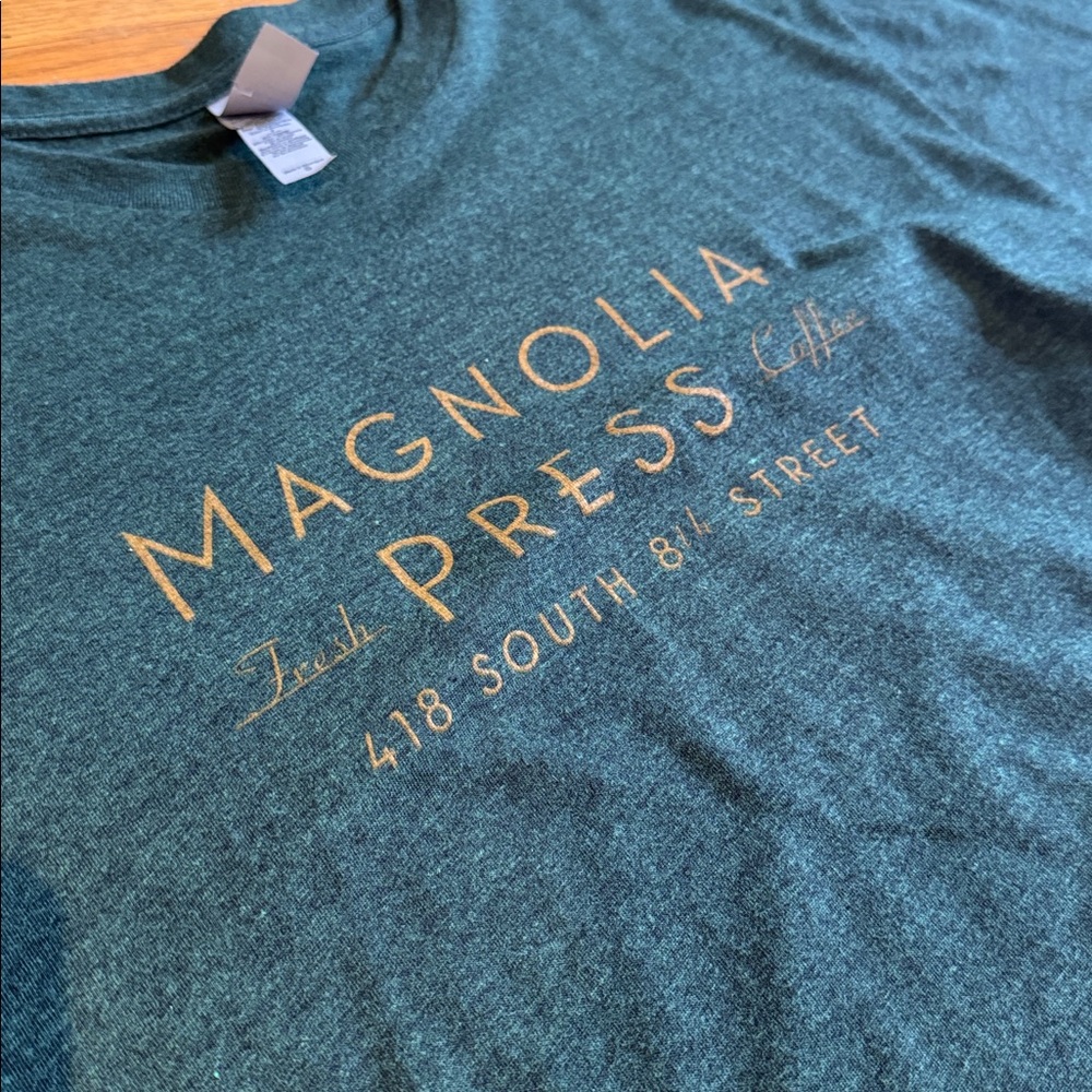 Magnolia Coffee Press T shirt - Picture 3 of 3